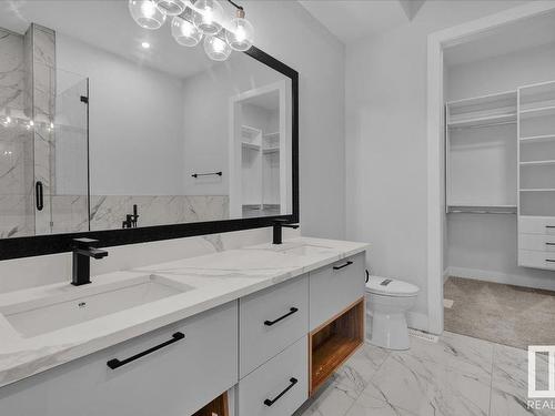 6722 Crawford Way, Edmonton, AB - Indoor Photo Showing Bathroom