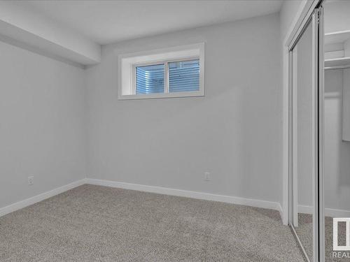 6722 Crawford Way, Edmonton, AB - Indoor Photo Showing Other Room