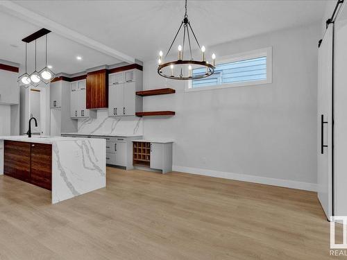 6722 Crawford Way, Edmonton, AB - Indoor Photo Showing Kitchen