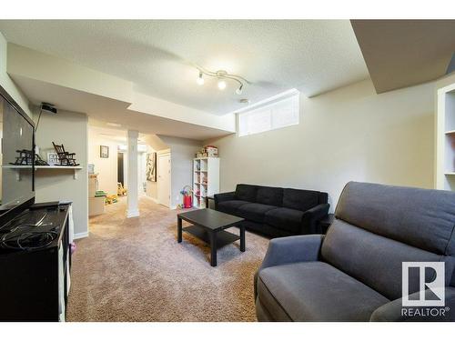 2108 Hammond Co Nw, Edmonton, AB 