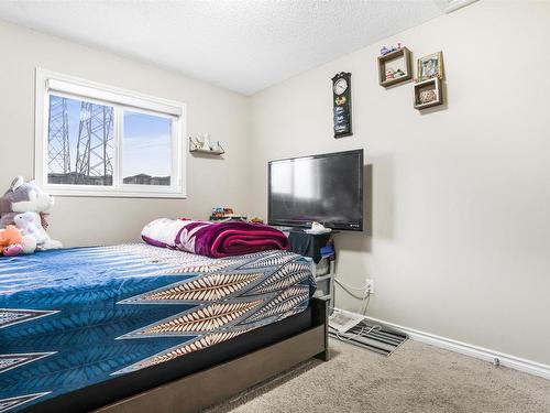 2631 29 Street, Edmonton, AB - Indoor Photo Showing Bedroom