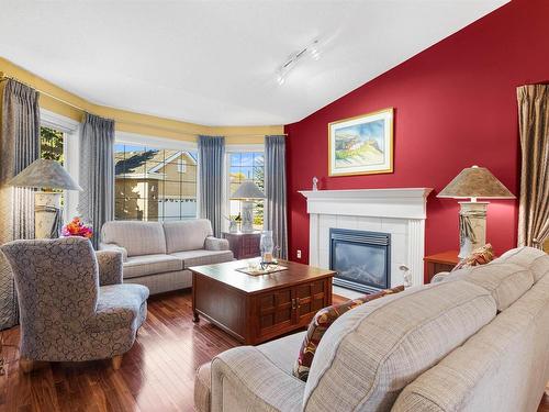 13 920 119 Street, Edmonton, AB - Indoor Photo Showing Living Room With Fireplace