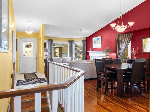 13 920 119 Street, Edmonton, AB - Indoor Photo Showing Dining Room