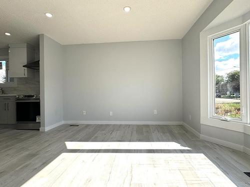 500 Dunluce Road, Edmonton, AB - Indoor Photo Showing Other Room