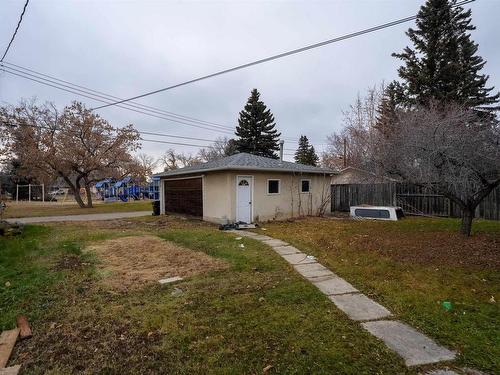 27 Belmont Cr, Spruce Grove, AB 