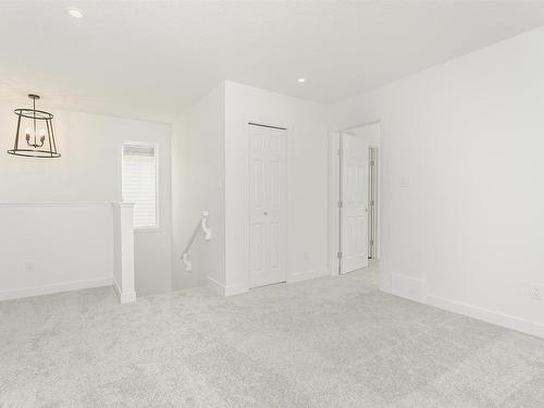 9530 Carson Bend, Edmonton, AB - Indoor Photo Showing Other Room