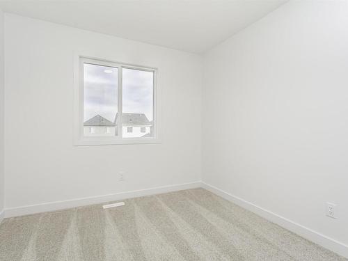 9530 Carson Bend, Edmonton, AB - Indoor Photo Showing Other Room