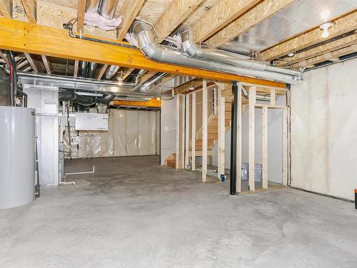 9530 Carson Bend, Edmonton, AB - Indoor Photo Showing Basement