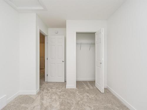 9554 Carson Bend, Edmonton, AB - Indoor Photo Showing Other Room