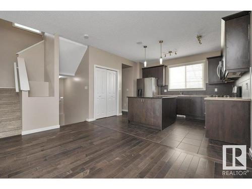 5921 168A Avenue, Edmonton, AB - Indoor Photo Showing Kitchen