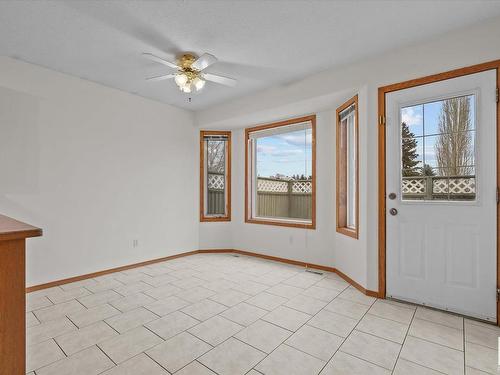 16 Heritage Crescent, Stony Plain, AB - Indoor Photo Showing Other Room