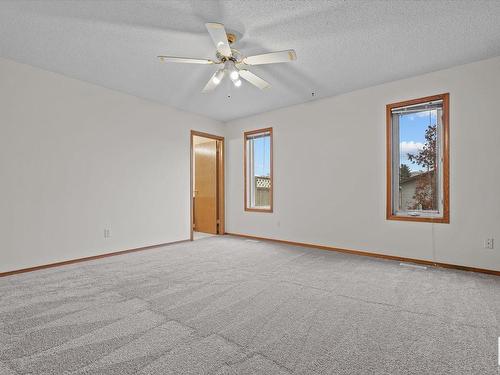 16 Heritage Crescent, Stony Plain, AB - Indoor Photo Showing Other Room