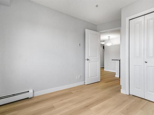 208 107 Watt Common, Edmonton, AB - Indoor Photo Showing Other Room