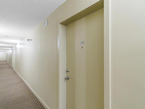 208 107 Watt Common, Edmonton, AB - Indoor Photo Showing Other Room