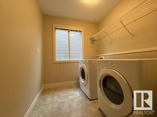 2309 Sparrow Crescent, Edmonton, AB - Indoor Photo Showing Laundry Room