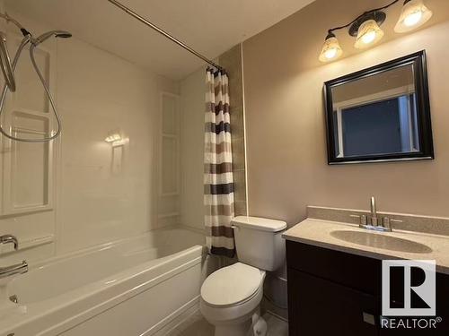 2309 Sparrow Crescent, Edmonton, AB - Indoor Photo Showing Bathroom