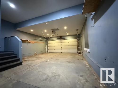 2309 Sparrow Crescent, Edmonton, AB - Indoor Photo Showing Garage