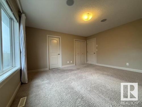 2309 Sparrow Crescent, Edmonton, AB - Indoor Photo Showing Other Room