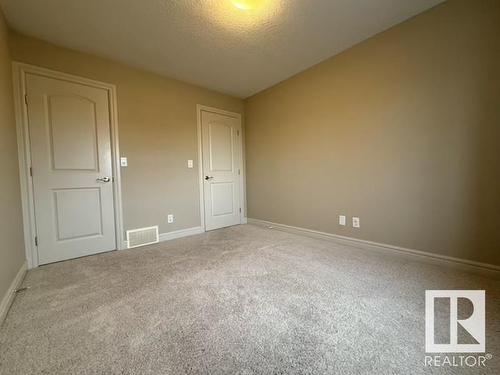 2309 Sparrow Crescent, Edmonton, AB - Indoor Photo Showing Other Room