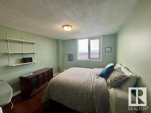 1703 9835 113 Street, Edmonton, AB - Indoor Photo Showing Bedroom