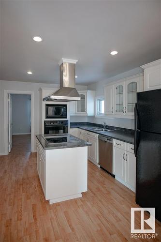 4802 52 Avenue, Bonnyville Town, AB - Indoor Photo Showing Kitchen With Double Sink