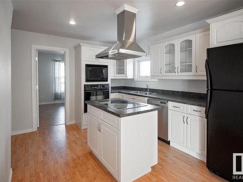 4802 52 Avenue, Bonnyville Town, AB - Indoor Photo Showing Kitchen With Double Sink