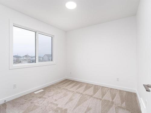 22128 94 Avenue, Edmonton, AB - Indoor Photo Showing Other Room