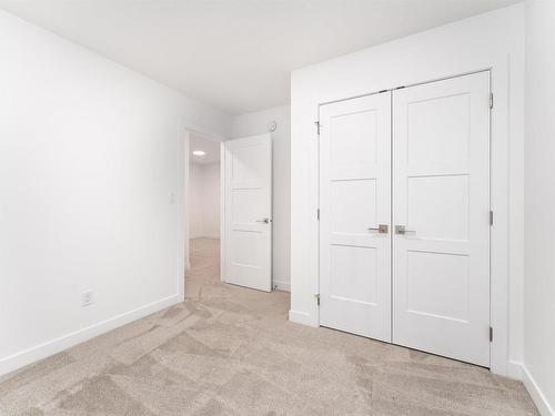 22128 94 Avenue, Edmonton, AB - Indoor Photo Showing Other Room