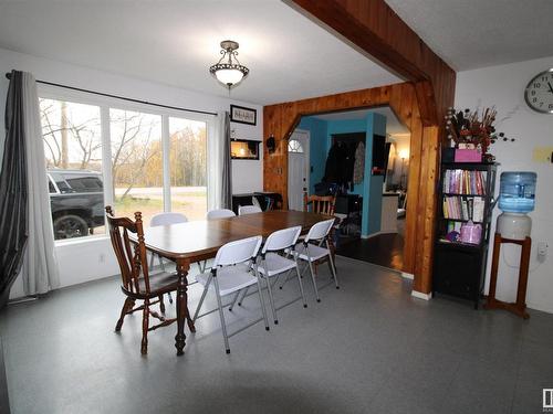 58311 Rng Rd 95, Rural St. Paul County, AB - Indoor Photo Showing Dining Room