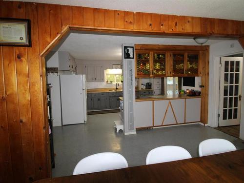 58311 Rng Rd 95, Rural St. Paul County, AB - Indoor Photo Showing Kitchen