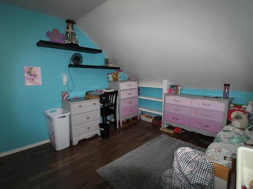 58311 Rng Rd 95, Rural St. Paul County, AB - Indoor Photo Showing Bedroom