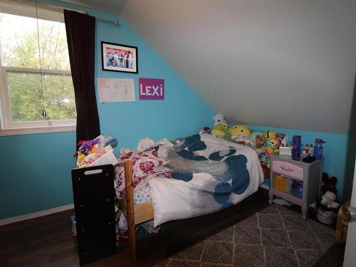 58311 Rng Rd 95, Rural St. Paul County, AB - Indoor Photo Showing Bedroom