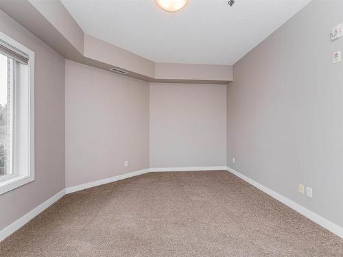 301 9750 94 Street, Edmonton, AB - Indoor Photo Showing Other Room