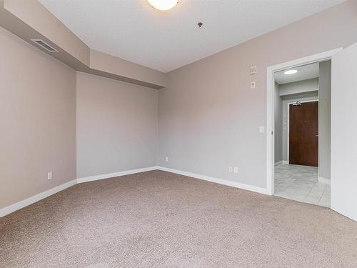 301 9750 94 Street, Edmonton, AB - Indoor Photo Showing Other Room