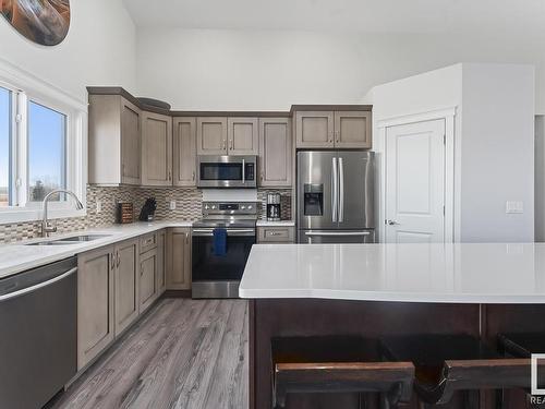 6731 Tri City Way, Cold Lake, AB - Indoor Photo Showing Kitchen With Double Sink With Upgraded Kitchen