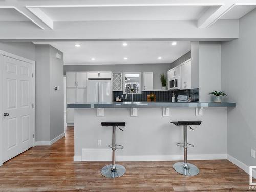 5709 52 Avenue, Cold Lake, AB - Indoor Photo Showing Kitchen