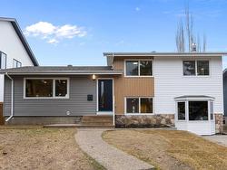 14616 88 AV NW  Edmonton, AB T5R 4J8