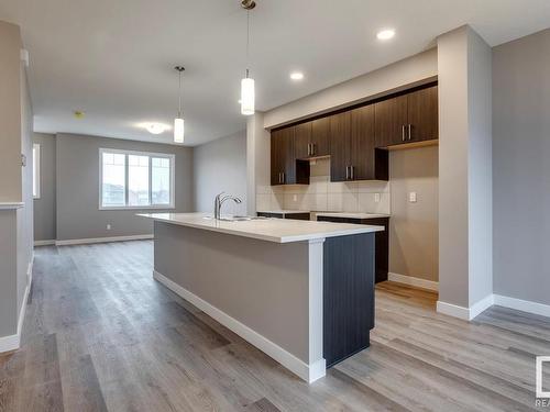 60 13139 205 Street, Edmonton, AB - Indoor Photo Showing Kitchen With Upgraded Kitchen