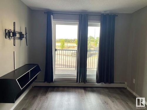 227 148 Ebbers Boulevard, Edmonton, AB - Indoor Photo Showing Other Room