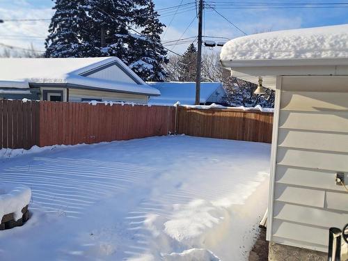 9624 75A Street, Edmonton, AB - Outdoor