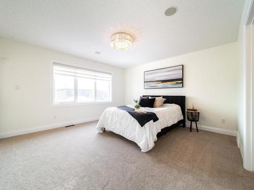 2615 Blue Jay Cl Nw, Edmonton, AB 