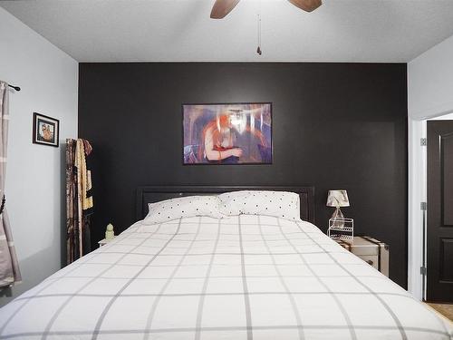 1445 Highwood Boulevard, Devon, AB - Indoor Photo Showing Bedroom