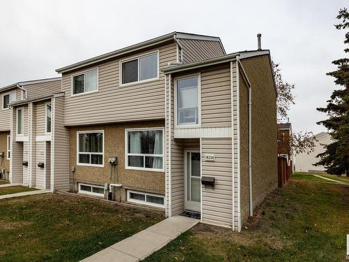 18224 91 Av Nw, Edmonton, AB 