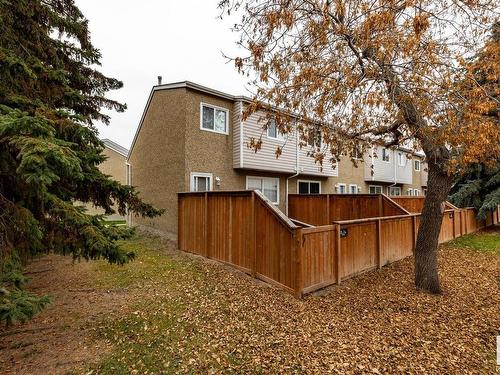 18224 91 Av Nw, Edmonton, AB 