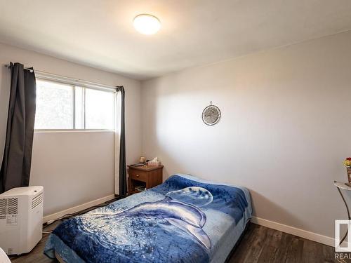 12747 128 Street, Edmonton, AB - Indoor Photo Showing Bedroom