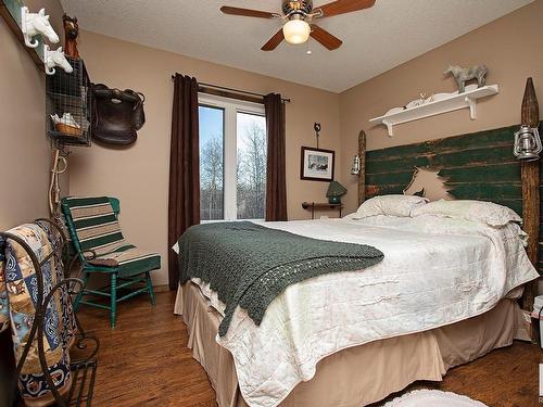 80-52210 Rge Rd 192, Rural Beaver County, AB - Indoor Photo Showing Bedroom