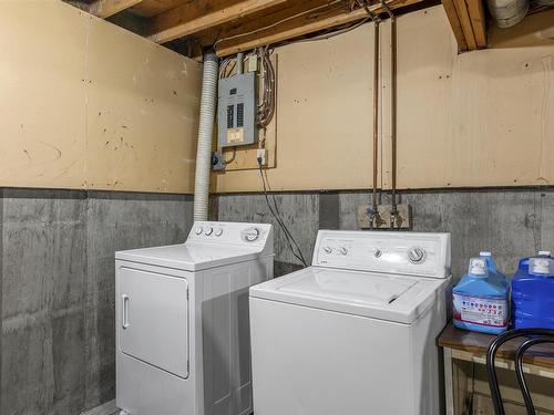 18415 66 Avenue, Edmonton, AB - Indoor Photo Showing Laundry Room