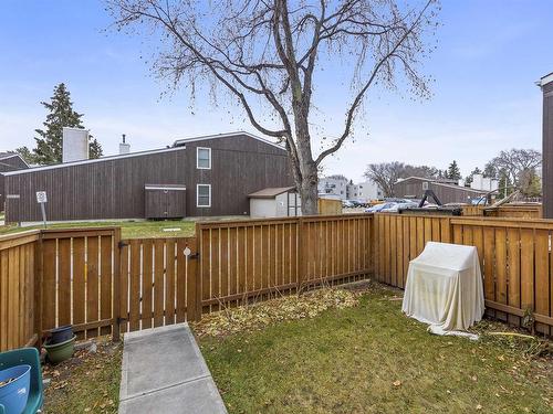 18415 66 Avenue, Edmonton, AB - Outdoor