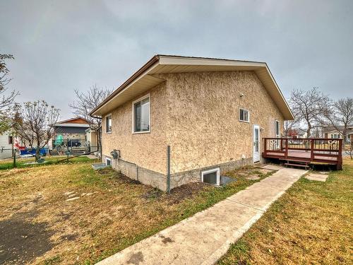 16916 91 St Nw, Edmonton, AB 