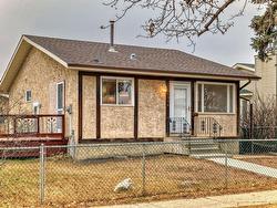 16916 91 Street  Edmonton, AB T5Z 1W6